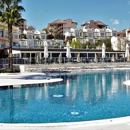 Sunset - Wyndham Kusadasi Golf & 아파트 Soke
